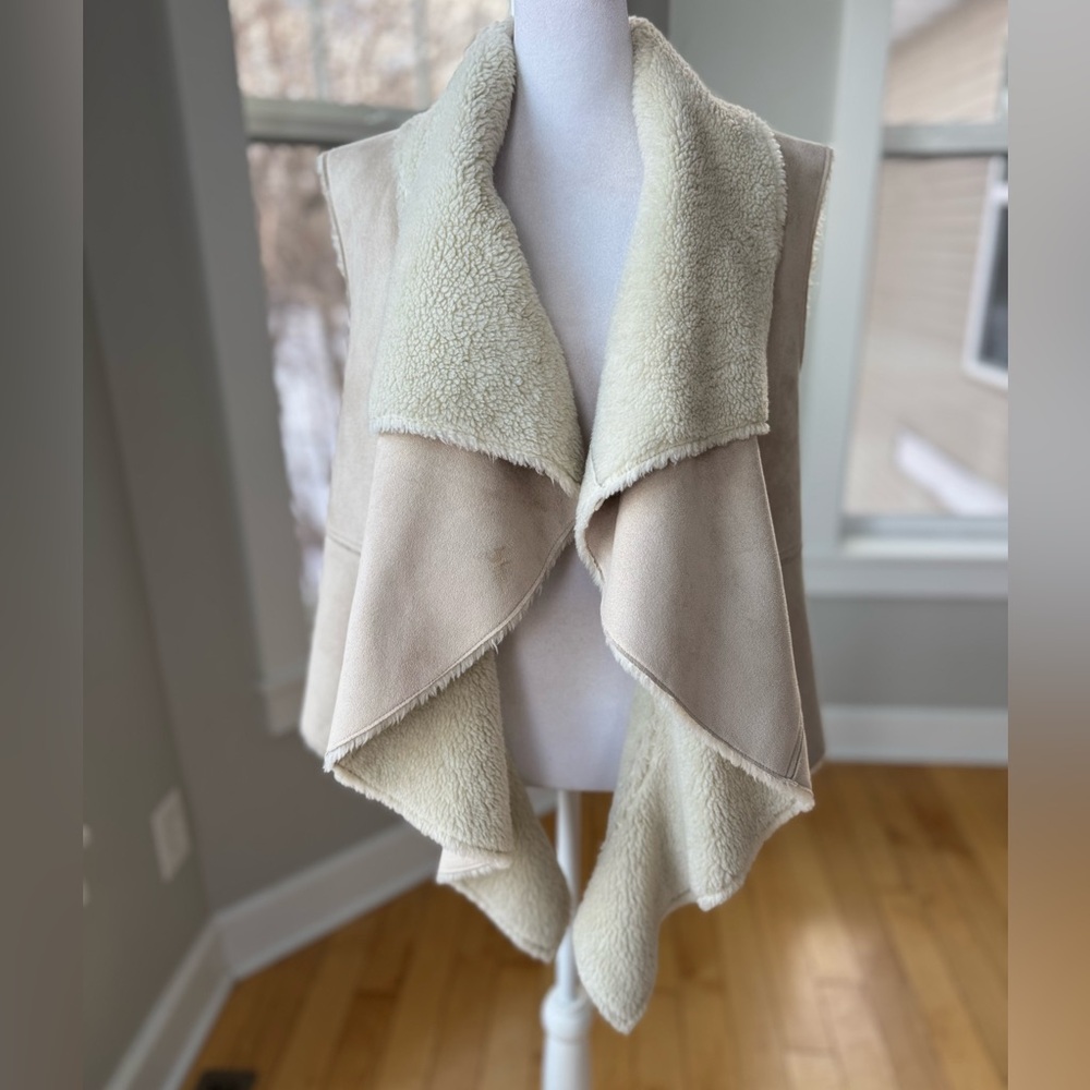 True Grit Ivory Taupe Sherpa Lined Faux Suede Western Vest Size Large